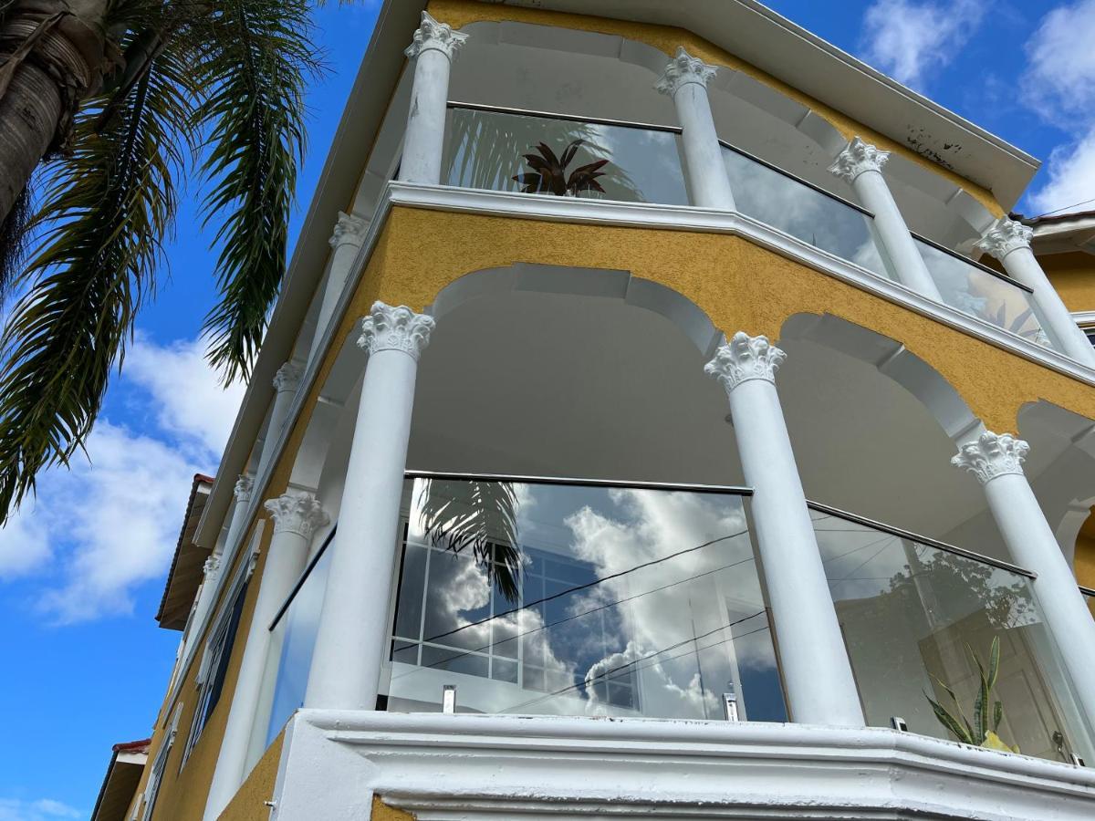 Hill View Vacational Rental ランアウェイ・ベイ エクステリア 写真